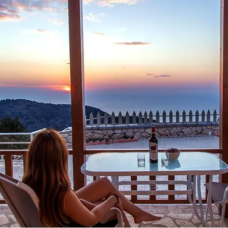 Vissala Village ヴィラ *